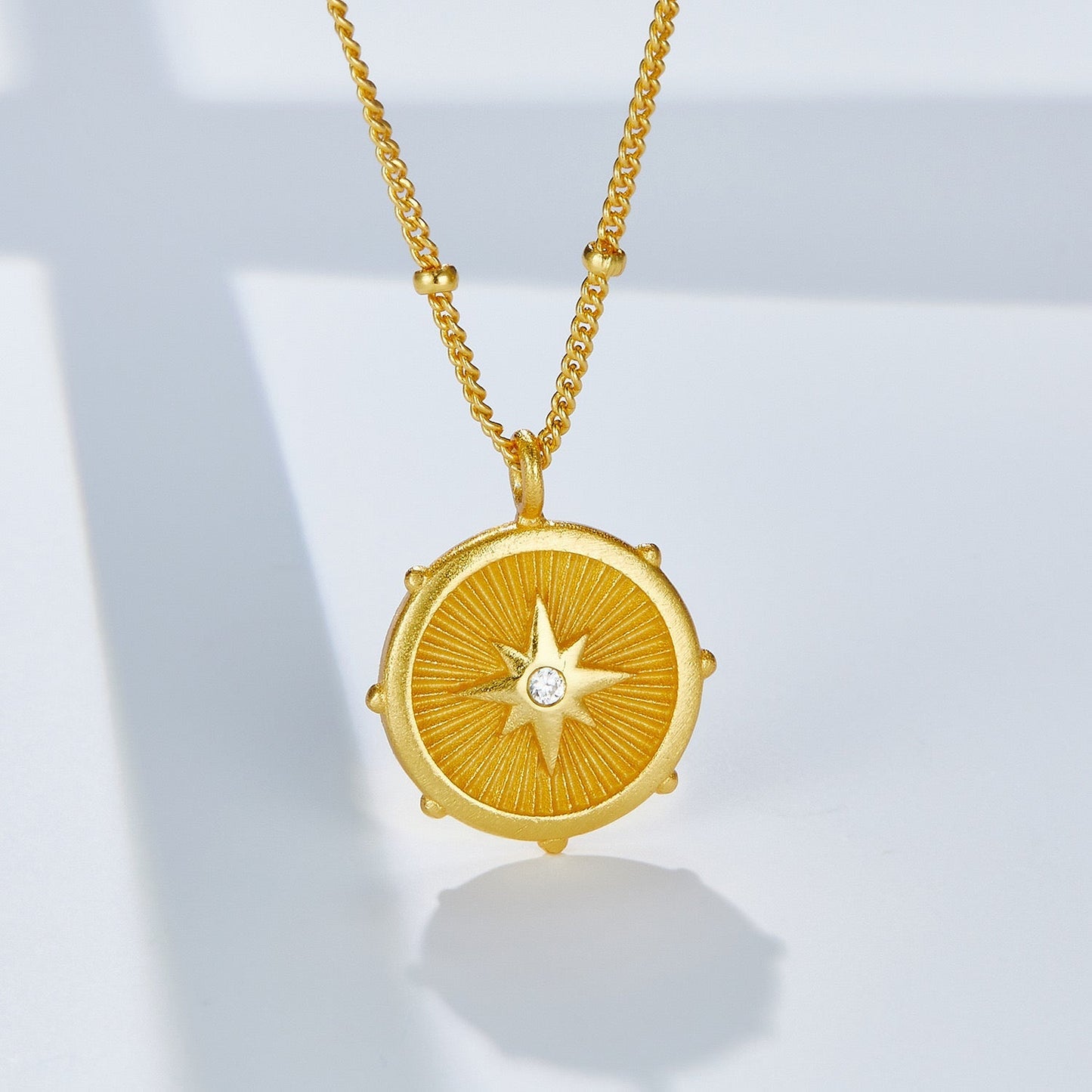 Collier Celeste Medallion