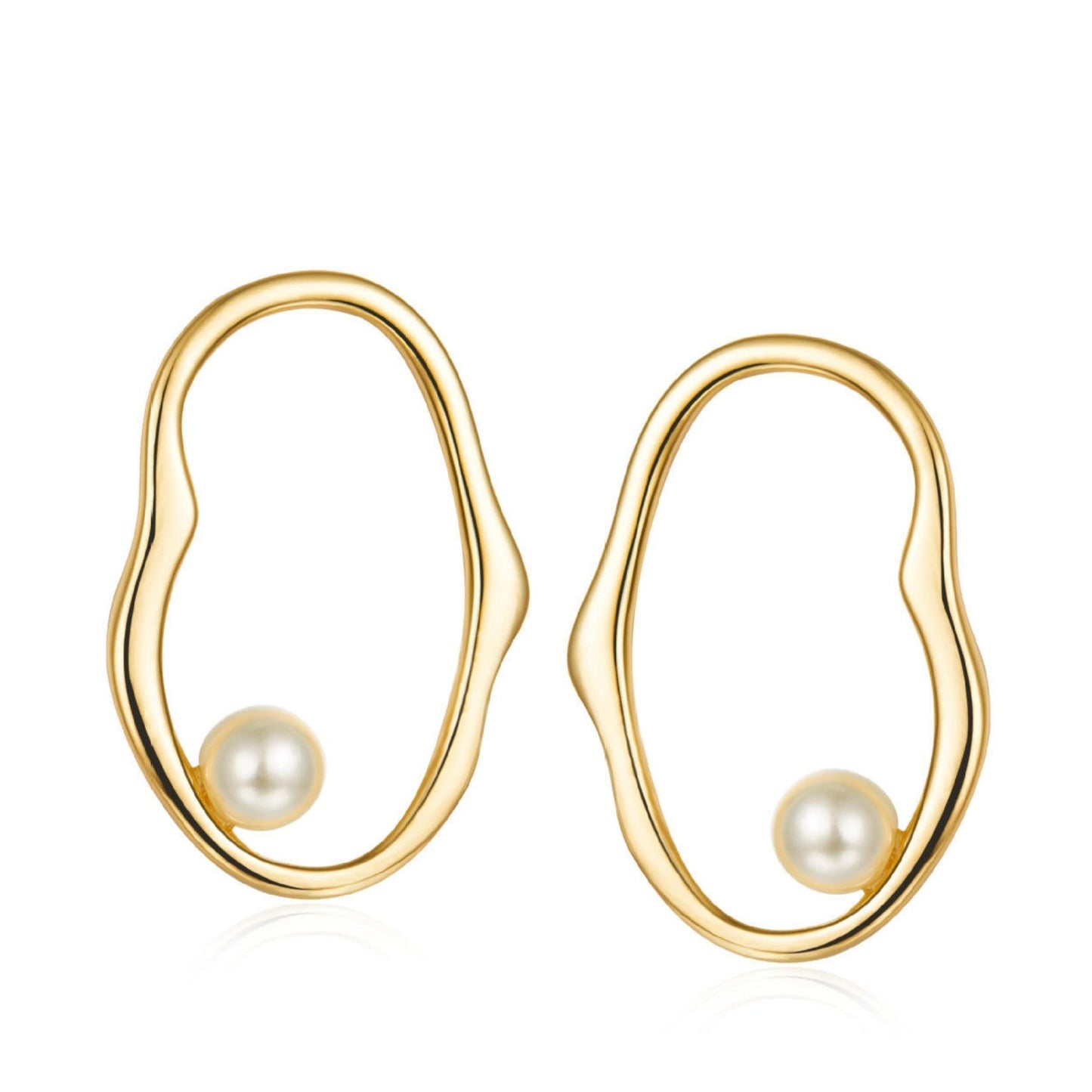 Pair of Contour d’Or Pearl Earrings in 18k gold vermeil featuring fluid, organic gold loops encircling a suspended pearl.