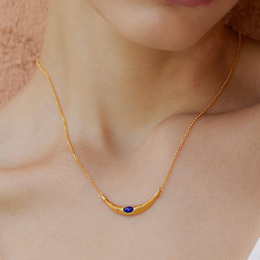 Collar Crescent Arc