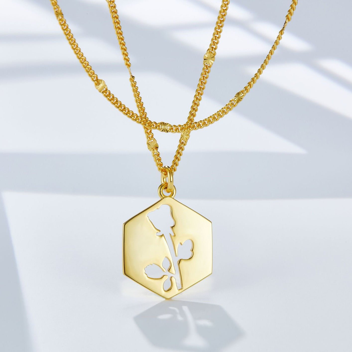 Collar Fleur Emblem