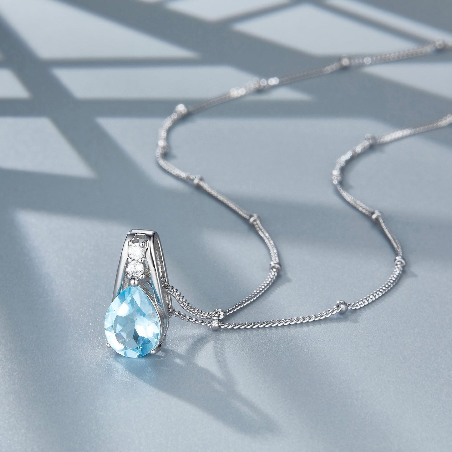 Frozen-Dewdrop-Halskette