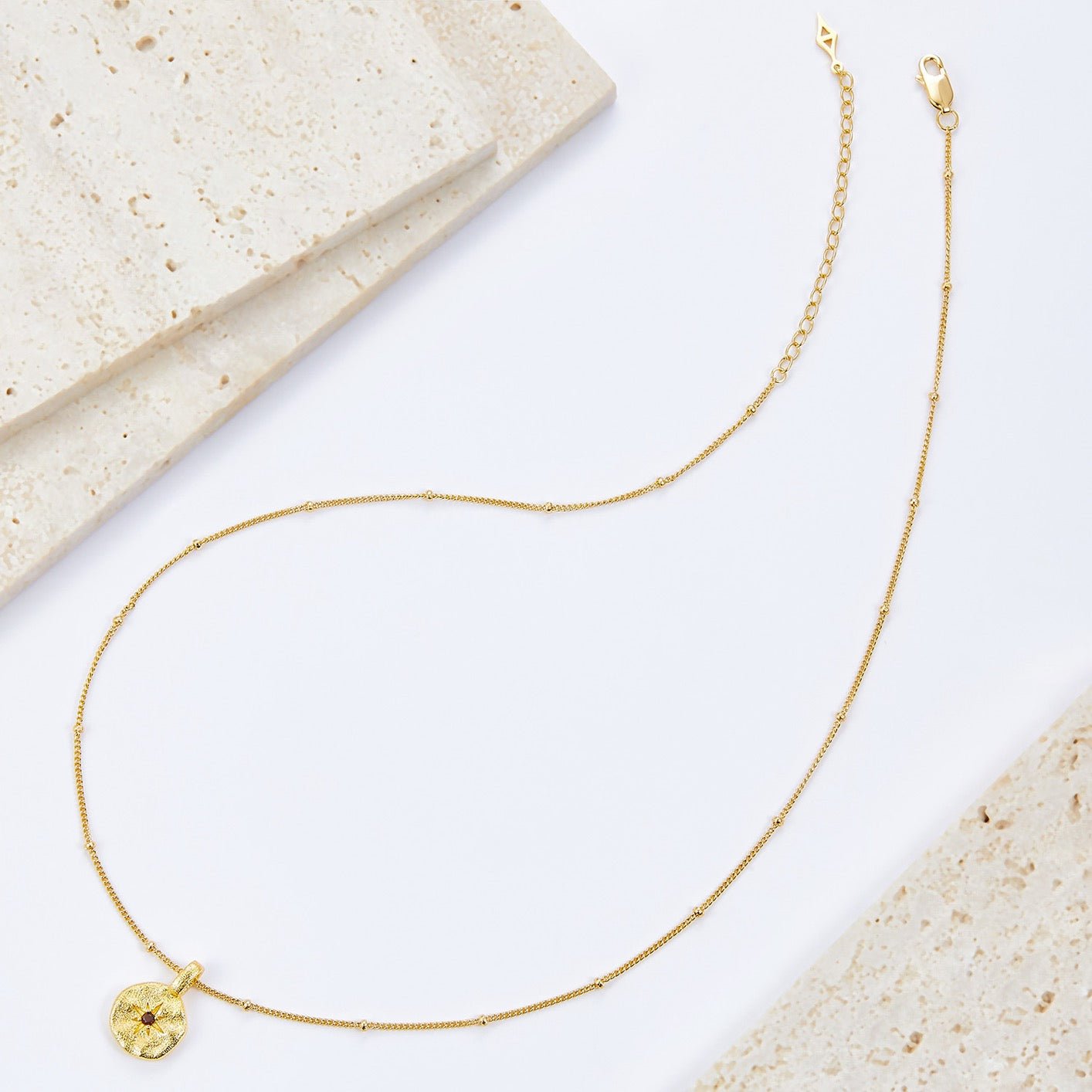 La Promesse Necklace