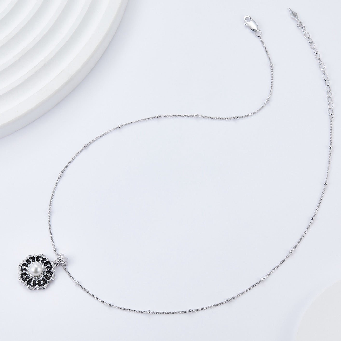 Collar Nocturne Fleur