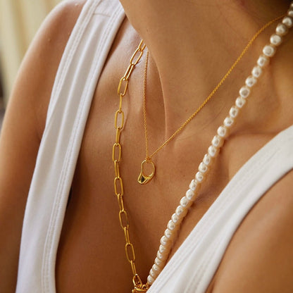 Petite Pois Necklace