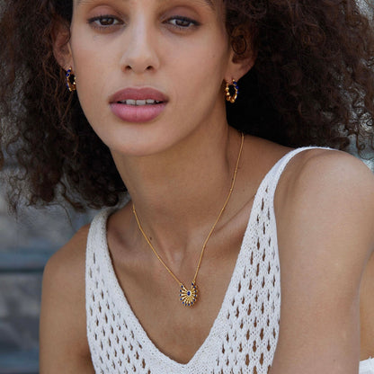Collar Solstice Medallion