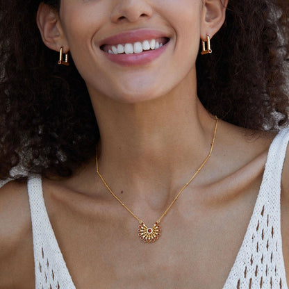Collar Solstice Medallion