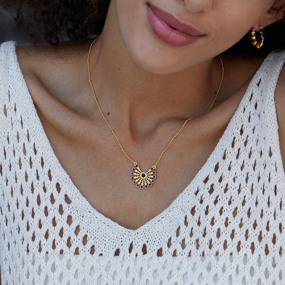 Collar Solstice Medallion